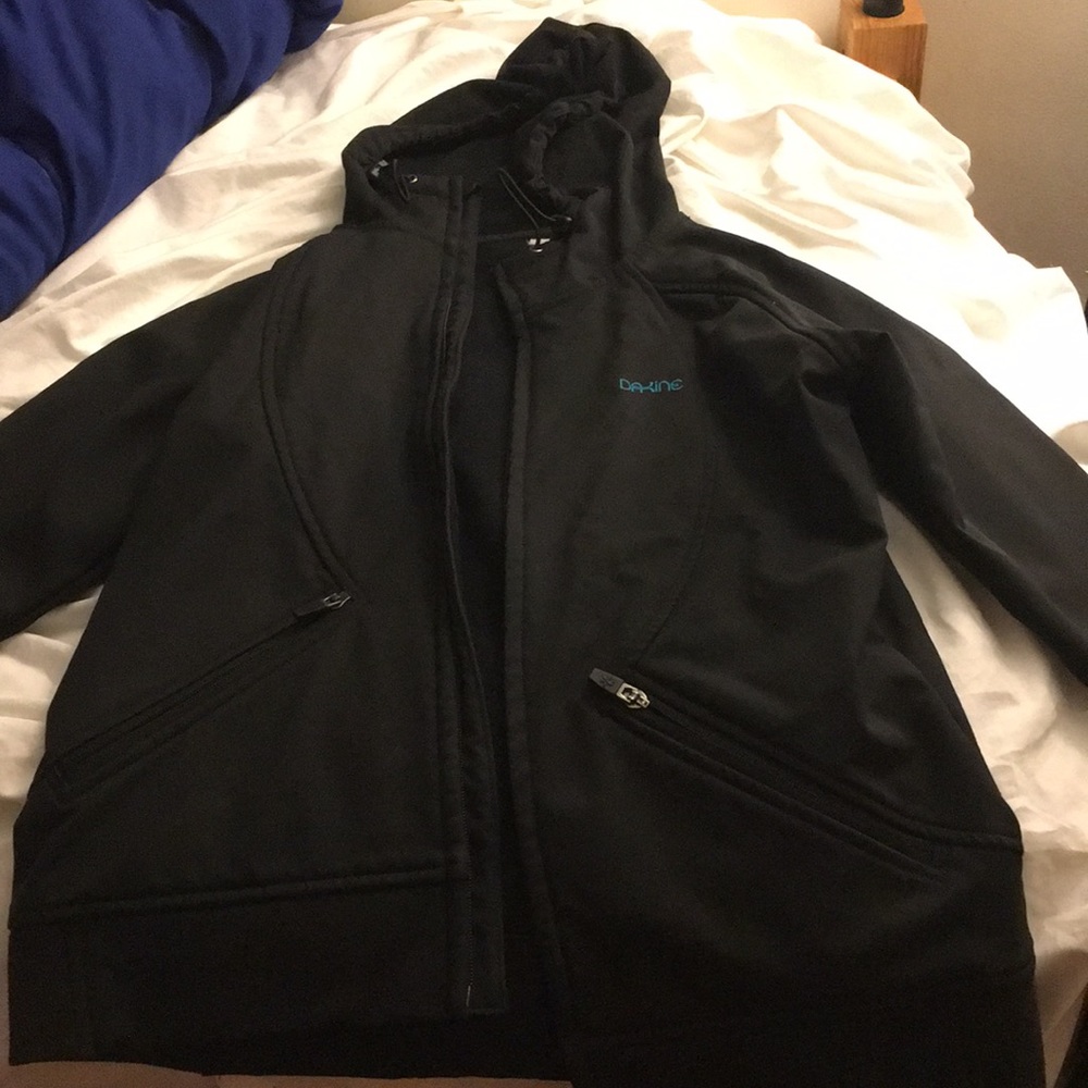 DAKINE jacket--wind resistant and fleece lined